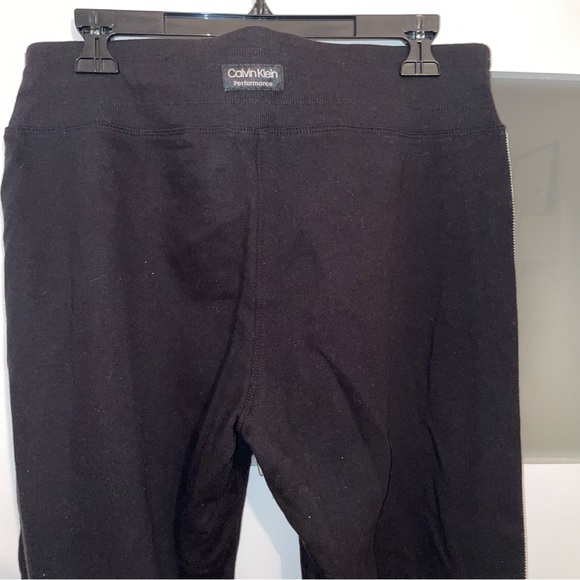 Calvin Klein Sweatpants - Picture 1 of 4